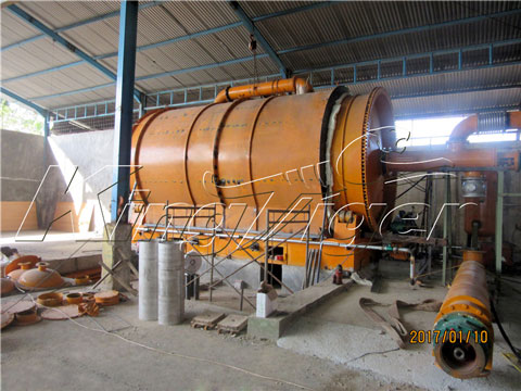 Tire Pyrolysis Machine